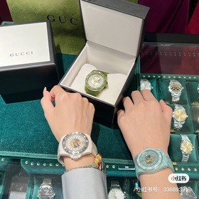 650 Новинка Откройте для себя тайны мира с часами GUCCI DIVE. Се