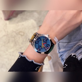 Специальная серия Gucci 520 G-Timeless. Идеальная ручная вышивка.
