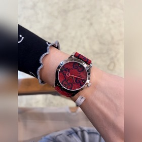 Специальная серия Gucci 520 G-Timeless. Идеальная ручная вышивка.