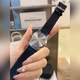 Специальная серия Gucci 520 G-Timeless. Идеальная ручная вышивка.