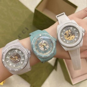 Новая модель GUCCI, часы Gucci Dive, вдохновленные дизайном дайве