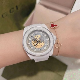 Новая модель GUCCI, часы Gucci Dive, вдохновленные дизайном дайве