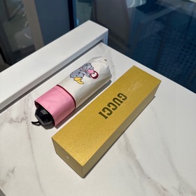 GUCCI (Gucci) Новая модель сложенного зонта с ручным открыванием