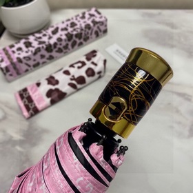 GUCCI Новая модель Gucci с леопардовым принтом, трехсекционный а