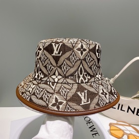 Новинка! Louis Vuitton представляет новую модель рыбацкой кепки L