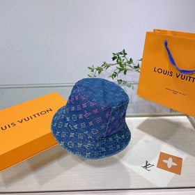 Новая модель джинсовой кепки в стиле рыбацкой кепки от LV Louis V