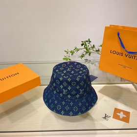 Новая модель джинсовой кепки в стиле рыбацкой кепки от LV Louis V