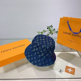 Новая модель джинсовой кепки в стиле рыбацкой кепки от LV Louis V