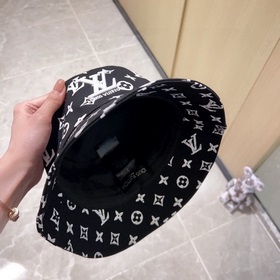 В комплекте с пылезащитным чехлом 【LV Louis Vuitton】 Новая летня