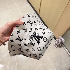 В комплекте с пылезащитным чехлом 【LV Louis Vuitton】 Новая летня