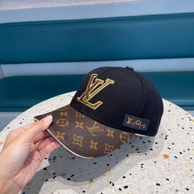 LouiVuittonLV Новая модель бейсболки Louis Vuitton с вышитым лого