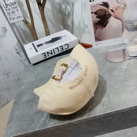 Бейсболка Louis Vuitton, официальный сайт, новый цвет LV бейсболк