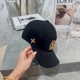 Бейсболка Louis Vuitton, официальный сайт, новый цвет LV бейсболк