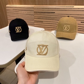 【LOUIS VUITTON】 Louis Vuitton 2023 официальный сайт синхронизиров