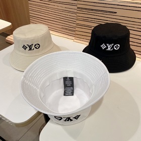 【LOUIS VUITTON Луи Виттон】 Официальный сайт 2023 года синхронизир