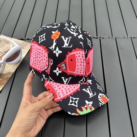 Бейсболка Louis Vuitton Новая модель LV действительно очень крас