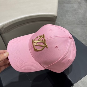 Louis Vuitton LV ~ Новая модель бейсболки весна-лето 2023 года, о