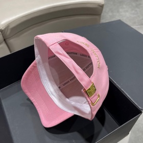 Louis Vuitton LV ~ Новая модель бейсболки весна-лето 2023 года, о
