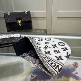 Луи Виттон LOUIS VUITTON] Вязаная шапка из кашемира. Новинка на о