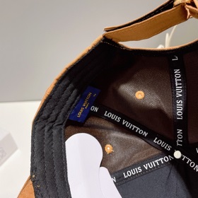 Бейсболка Louis Vuitton Новая бейсболка LV, тщательно изготовлена