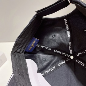 Бейсболка Louis Vuitton Новая бейсболка LV, тщательно изготовлена