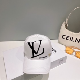 Бейсболка Louis Vuitton Новая бейсболка LV, тщательно изготовлена