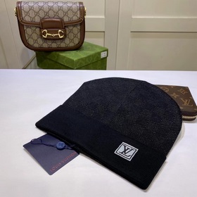 Луи Виттон LOUIS VUITTON] Вязаная шапка из кашемира. Новинка на о