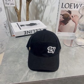 Бейсболка Louis Vuitton, официальный сайт, новый цвет LV бейсболк