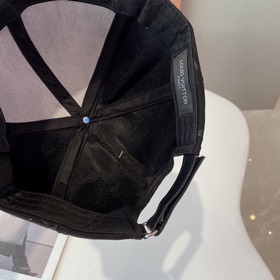 Новая модель бейсболки Louis Vuitton LV с паттерном «мозаика» Кла
