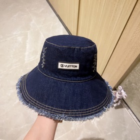 В комплекте с пылезащитным чехлом [LV Louis Vuitton] Новая модель