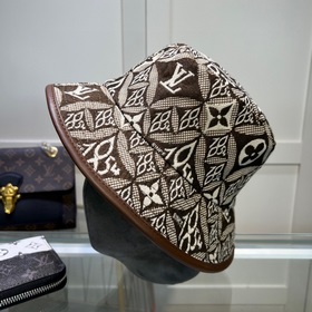 Новинка! Louis Vuitton представляет новую модель рыбацкой кепки L