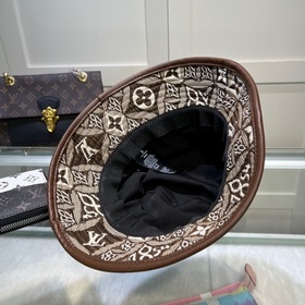 Новинка! Louis Vuitton представляет новую модель рыбацкой кепки L