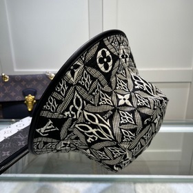 Новинка! Louis Vuitton представляет новую модель рыбацкой кепки L