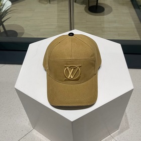 (LV Louis Vuitton) Новая модель вышитой бейсболки в минималистичн