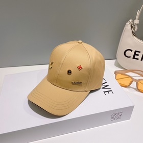 LV бейсболка 2023 Новая модель бейсболки Louis Vuitton. Популярна