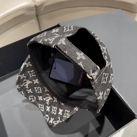 Новая модель бейсболки LV Louis Vuitton 2023 года, с джинсовым уз