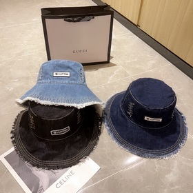 В комплекте с пылезащитным чехлом [LV Louis Vuitton] Новая модель
