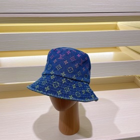 Новая модель джинсовой кепки в стиле рыбацкой кепки от LV Louis V