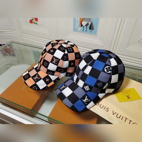 Новейшая модель на официальном сайте LV, изготовлена из высококач