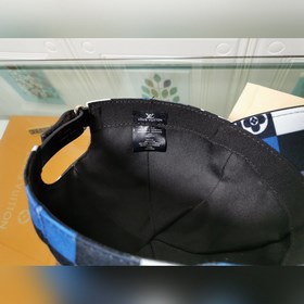 Новейшая модель на официальном сайте LV, изготовлена из высококач