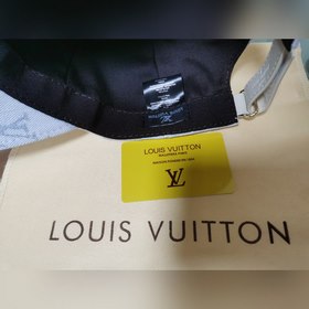 Новейшая модель на официальном сайте LV, изготовлена из кожи верх