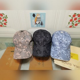 Новая модель на официальном сайте Lv, изготовлена по оригинальном