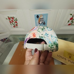 Новая модель на официальном сайте Lv, изготовлена по оригинальном