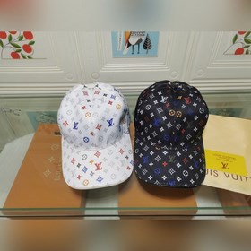 Новейшая модель на официальном сайте LV, изготовлена из кожи верх