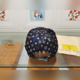 Новейшая модель на официальном сайте LV, изготовлена из кожи верх