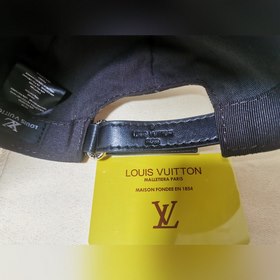 Новейшая модель на официальном сайте LV, изготовлена из кожи верх