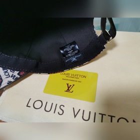 Новая модель на официальном сайте Lv, изготовлена по оригинальном