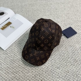 Louis Vuitton LV бейсболка