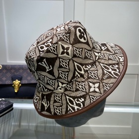 Новинка! Louis Vuitton представляет новую модель рыбацкой кепки L