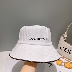 Новинка! Louis Vuitton представляет новую модель шляпы-ушанки LV.